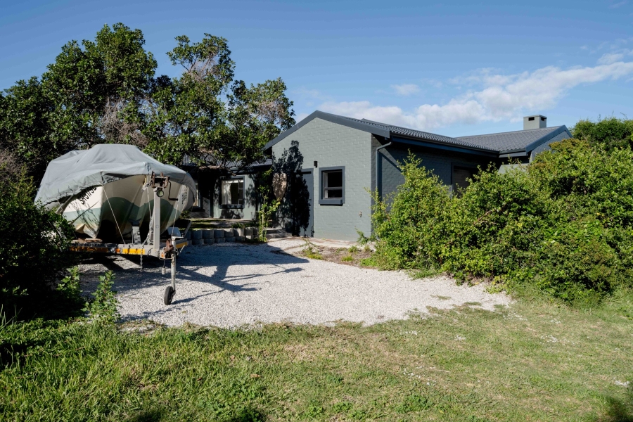 3 Bedroom Property for Sale in Keurboomstrand Western Cape